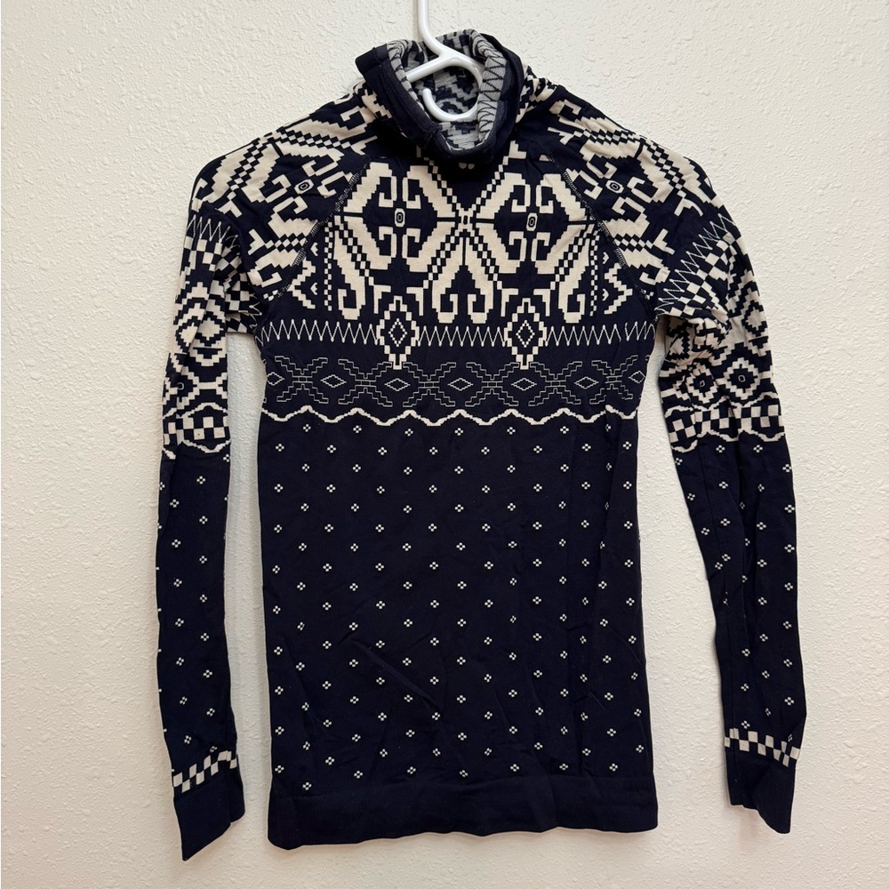 Sweaty Better Navy and Cream base layer top